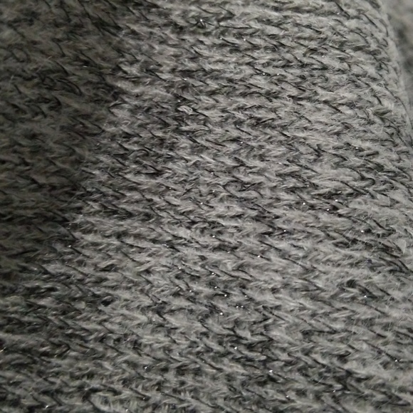 Poncho Gray Fringed detailed Poncho - Picture 3 of 3